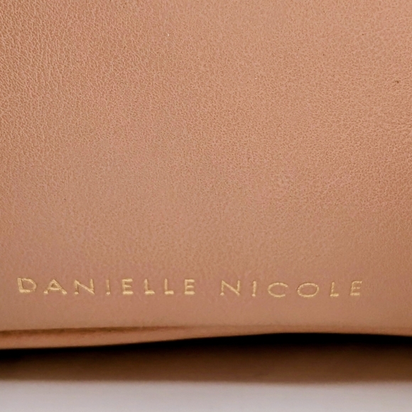 Alice & Wonderland Disney Danielle Nicole Mini Backpack - Picture 5 of 12